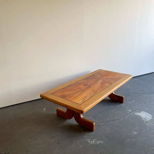 Lane Starburst Pattern Coffee Table