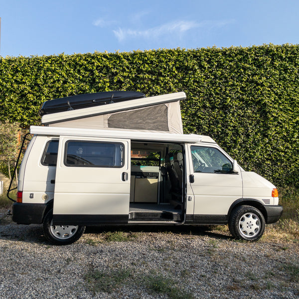 2002 VW EuroVan Camper